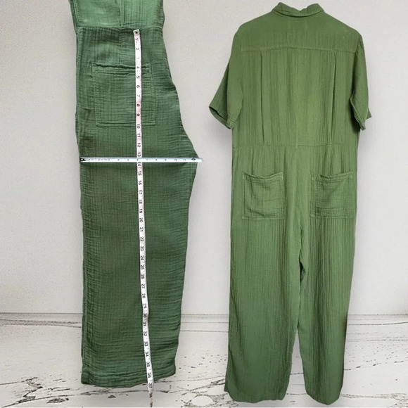 VELVET by Graham & Spencer Elia Cotton Gauze Jumpsuit in Clover Size L - Picture 11 of 16